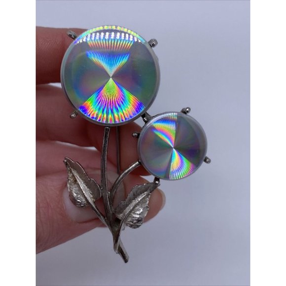 VINTAGE FLOWER BROOCH HOLOGRAM JEWELARAMA SILVER TONE METAL JEWELRY PIN - Picture 2 of 7
